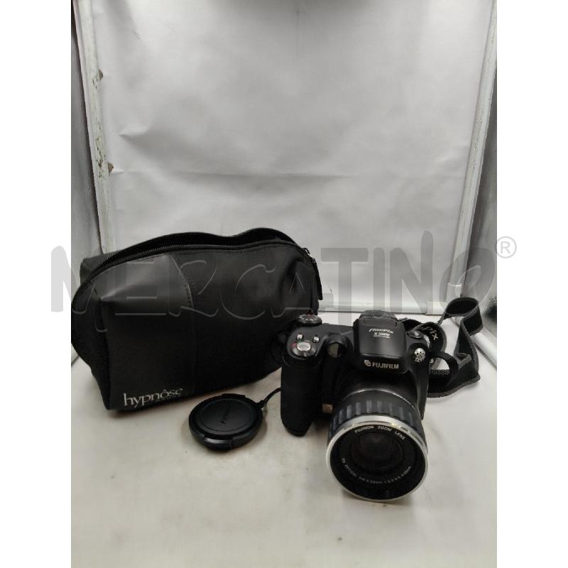 MACCHINA FOTOGRAFICA FUJIFILM FINEPIX S5600 | Mercatino dell'Usato Roma talenti 1