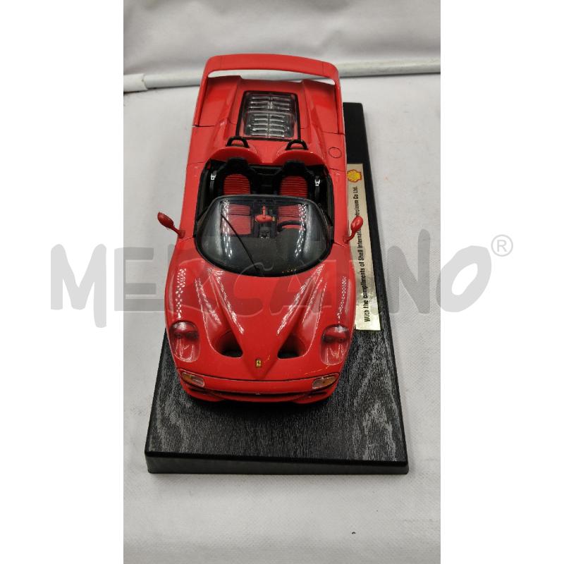 MODELLINO FERRARI SU BASE  | Mercatino dell'Usato Roma talenti 1