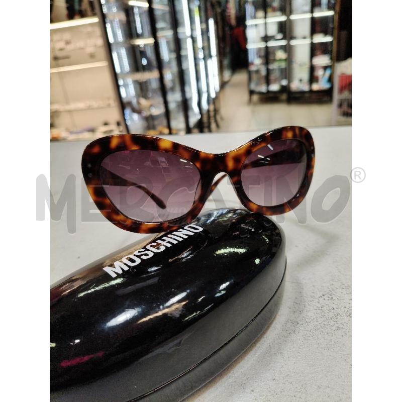 OCCHIALI D MOSCHINO EYE CAT TARTA STOND  | Mercatino dell'Usato Roma talenti 1