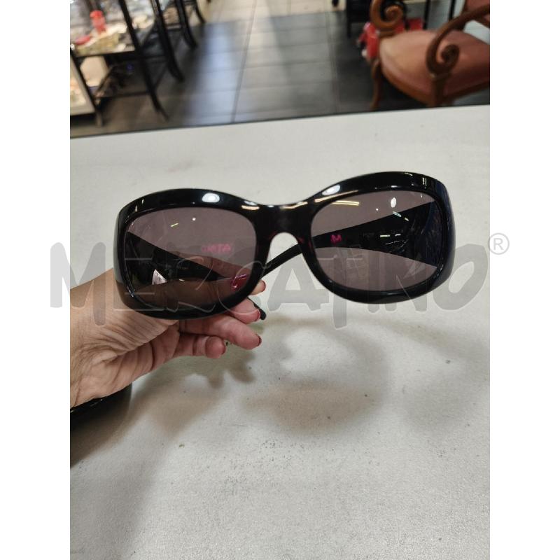 OCCHIALI SOLE FENDI MASCHERINA NERA ASTA LOGO  | Mercatino dell'Usato Roma talenti 2