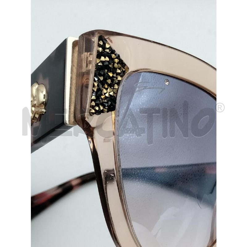 OCCHIALI SOLE GENNY ROSA DECO PIETRE NERE ASTA TART | Mercatino dell'Usato Roma talenti 3