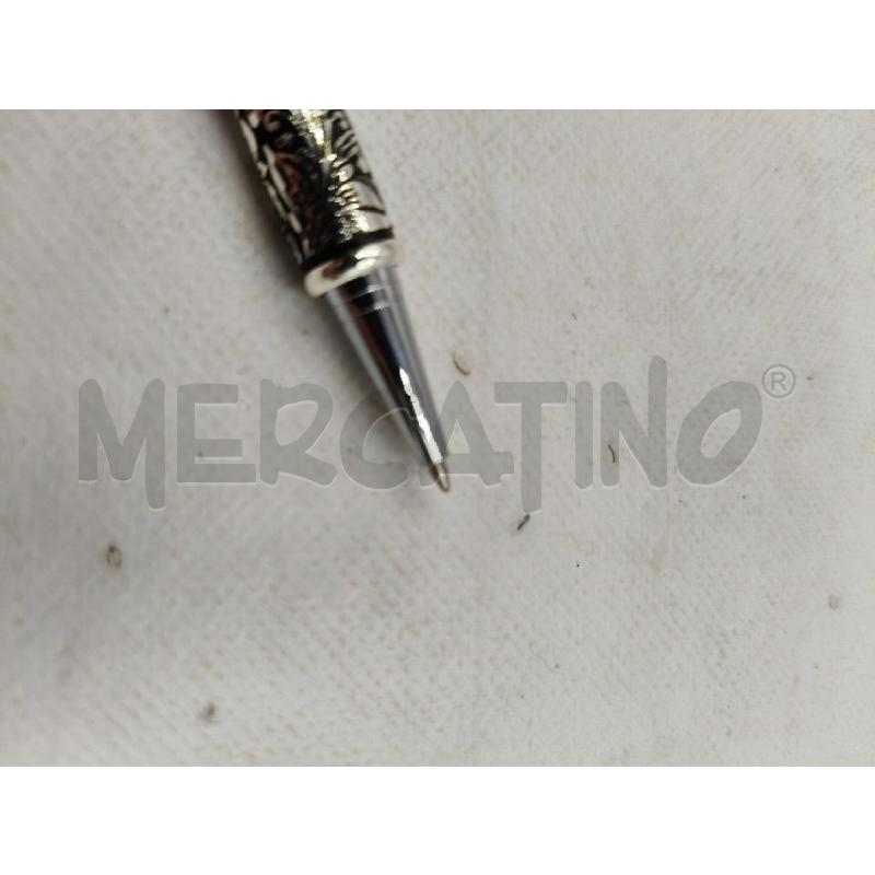PENNA A SFERA MOTIVI FLOREALI  | Mercatino dell'Usato Roma talenti 2