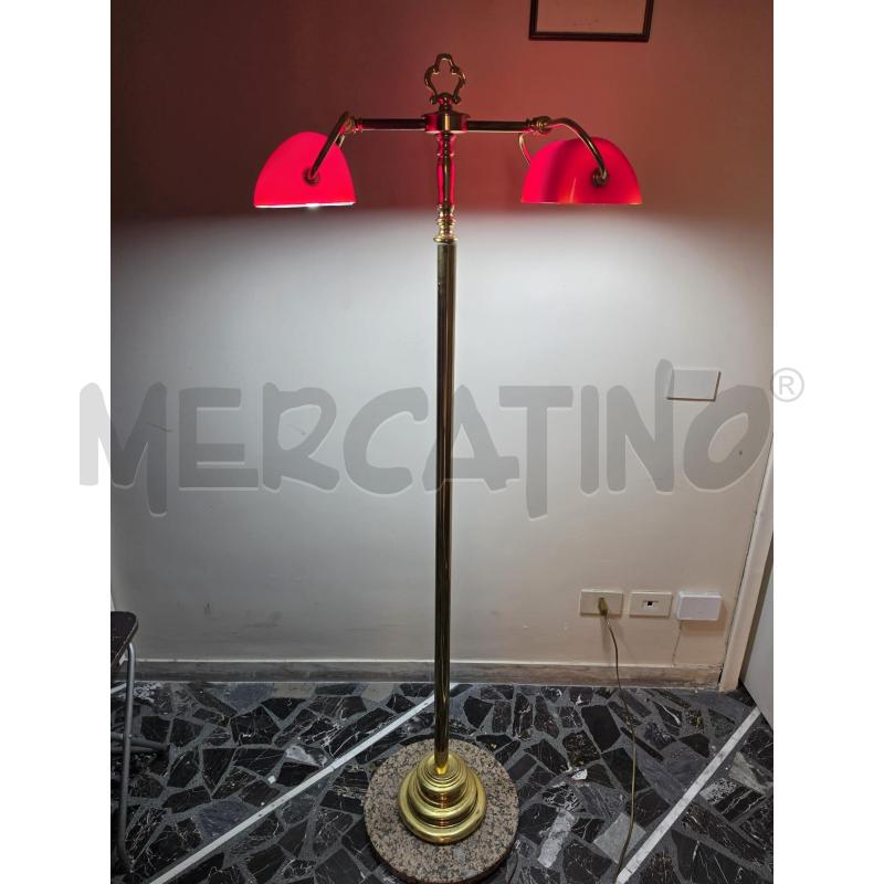 PIANTANA C/OTTONE B/MARMO 2L VETRO ROSO | Mercatino dell'Usato Roma talenti 2