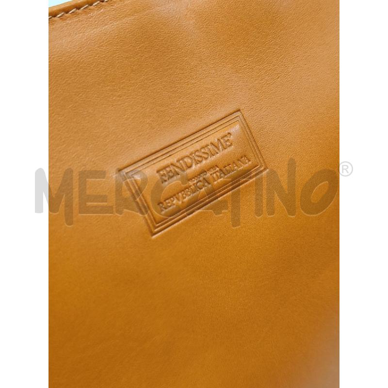 POCHETTE BUSTA FENDISSIME ARANCIO MONETA DORATA  | Mercatino dell'Usato Roma talenti 2