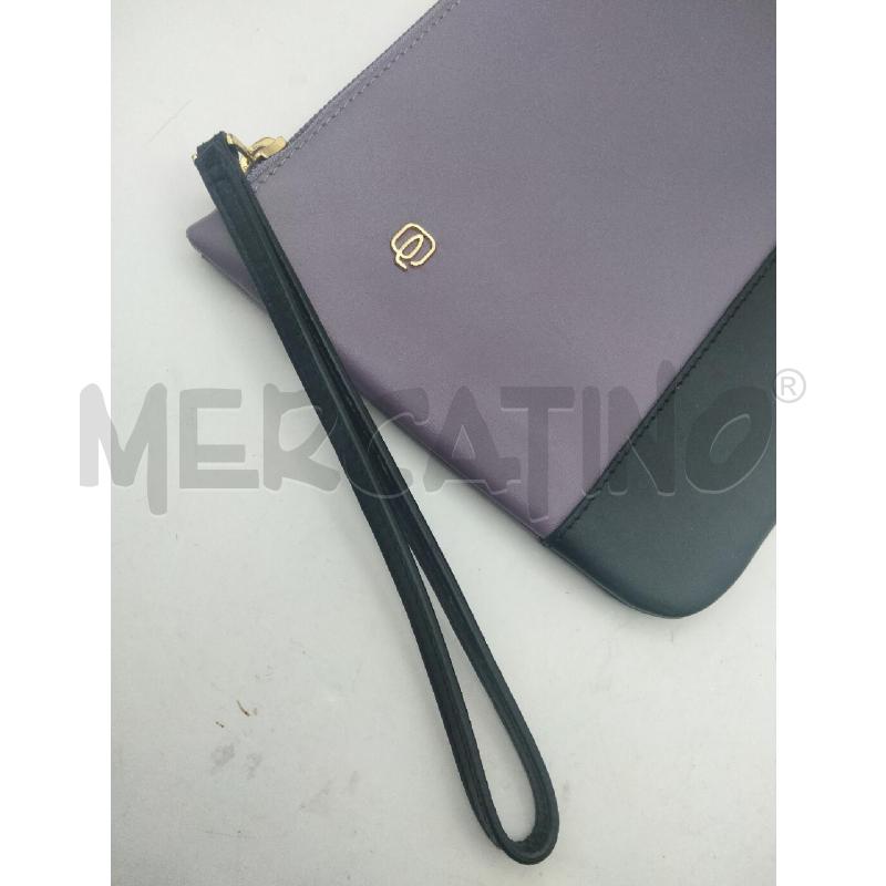POCHETTE BUSTINA PIQUADRO VIOLA NERO MANIGLIA | Mercatino dell'Usato Roma talenti 2