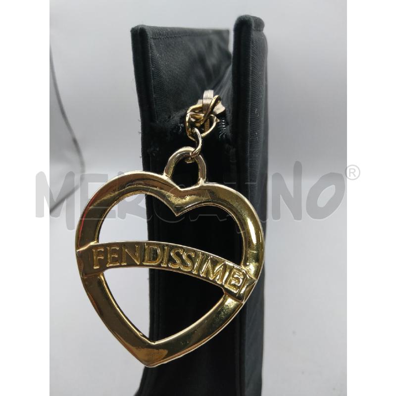 POCHETTE FENDISSIME SATIN CHIUSURA CUORE | Mercatino dell'Usato Roma talenti 3