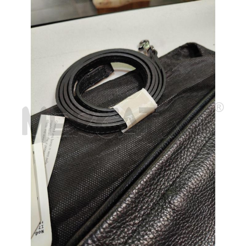 POCHETTE FIORELLA RUBINO PELLE NE NAPPINA ROSSO CON 2 TRAC | Mercatino dell'Usato Roma talenti 3