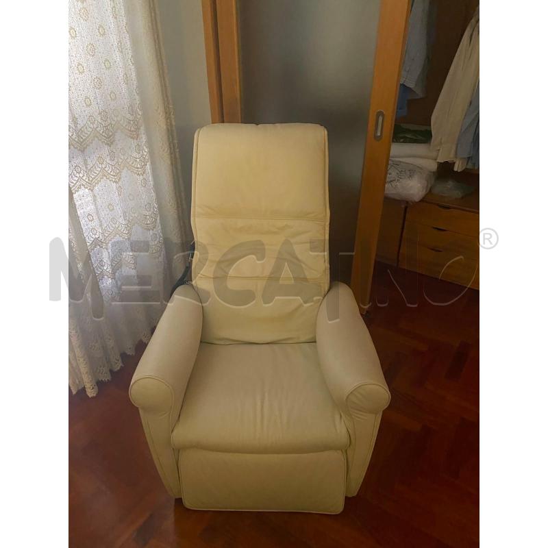 POLTRONA MASSAGGIO | Mercatino dell'Usato Roma talenti 3