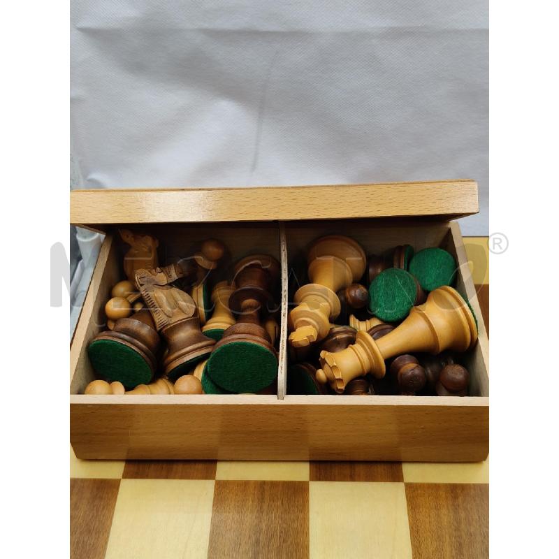 SCACCHIERA LEGNO DAL NEGRO CON BOX SCACCHI  | Mercatino dell'Usato Roma talenti 4
