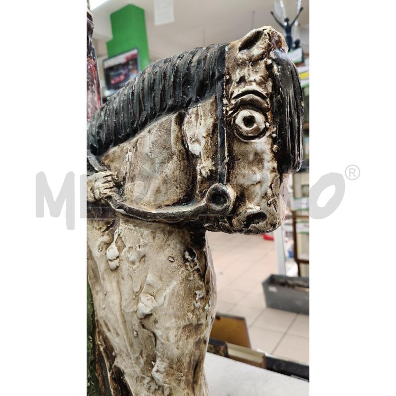 SCULTURA CAVALIERE CER VINTAGE | Mercatino dell'Usato Roma talenti 2