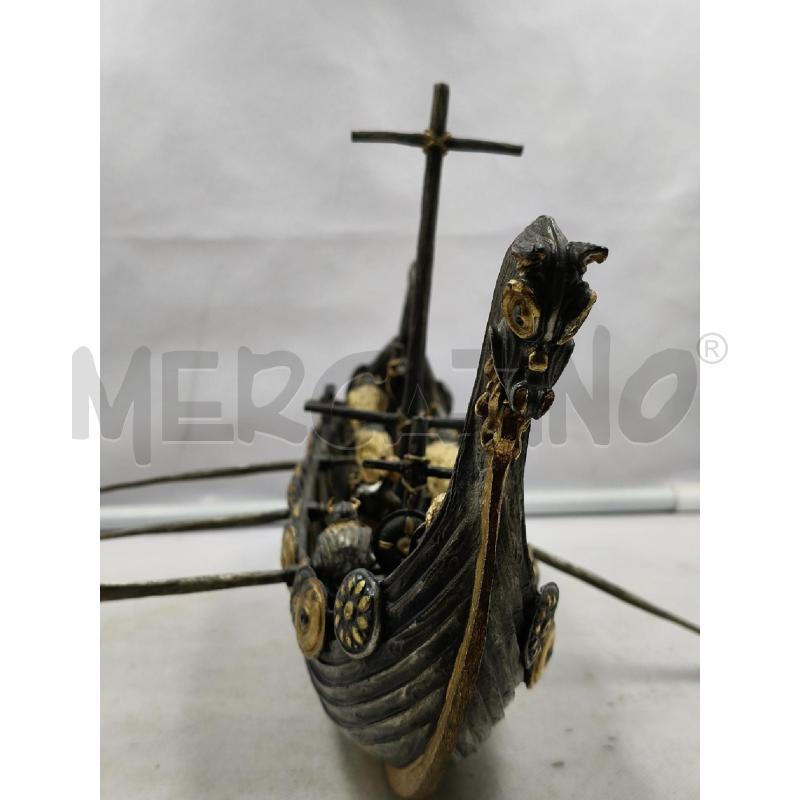 SCULTURA NAVE VICHINGA LAM BASE MATRICE AMETISTA DA RIV  | Mercatino dell'Usato Roma talenti 2