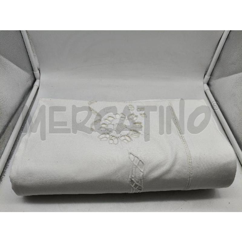 SET LENZUOLA+2 FEDERE MATRIM RICAMI LIBERTY | Mercatino dell'Usato Roma talenti 4