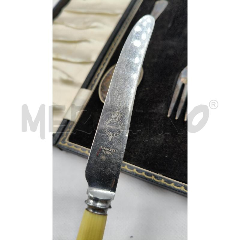 SET POSATINE BIMBO ENGLAND  | Mercatino dell'Usato Roma talenti 3