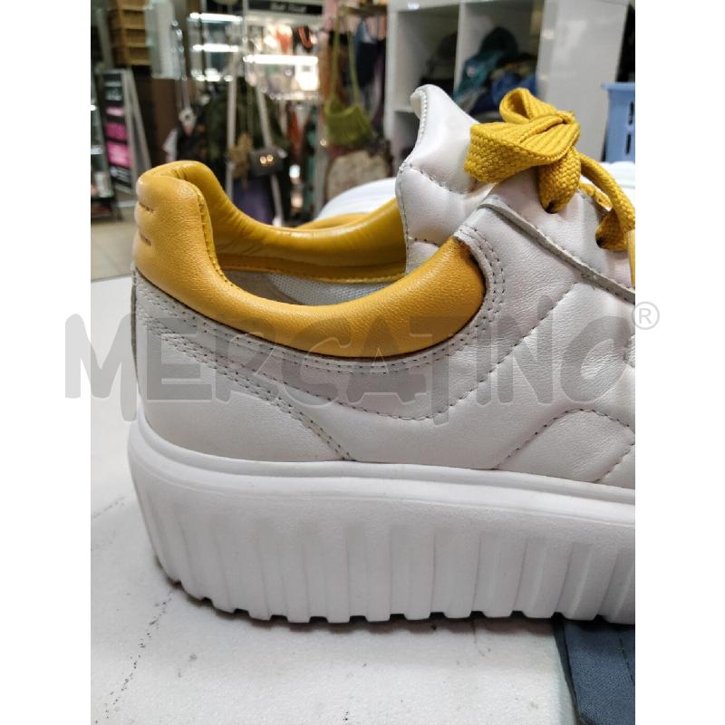 SNEAKERS D HOGAN H-STRIPES BIACO SENAPE | Mercatino dell'Usato Roma talenti 2