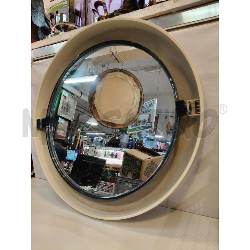 SPECCHIO TONDO DESIGN PLASTICA ALLIBERT | Mercatino dell'Usato Roma talenti 1