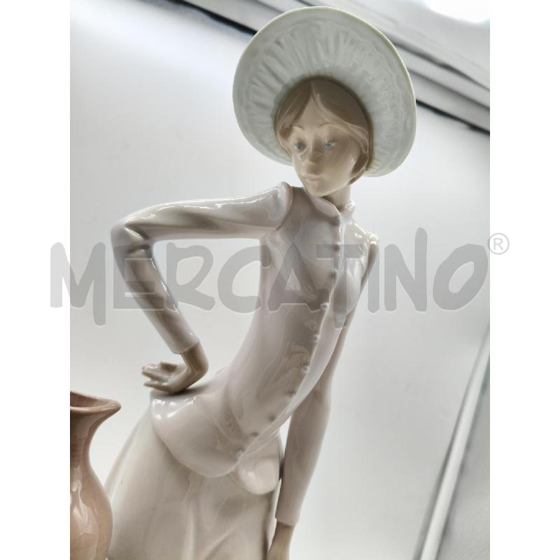 STATUINA CER NAO DAMA CON ANFORA  | Mercatino dell'Usato Roma talenti 2