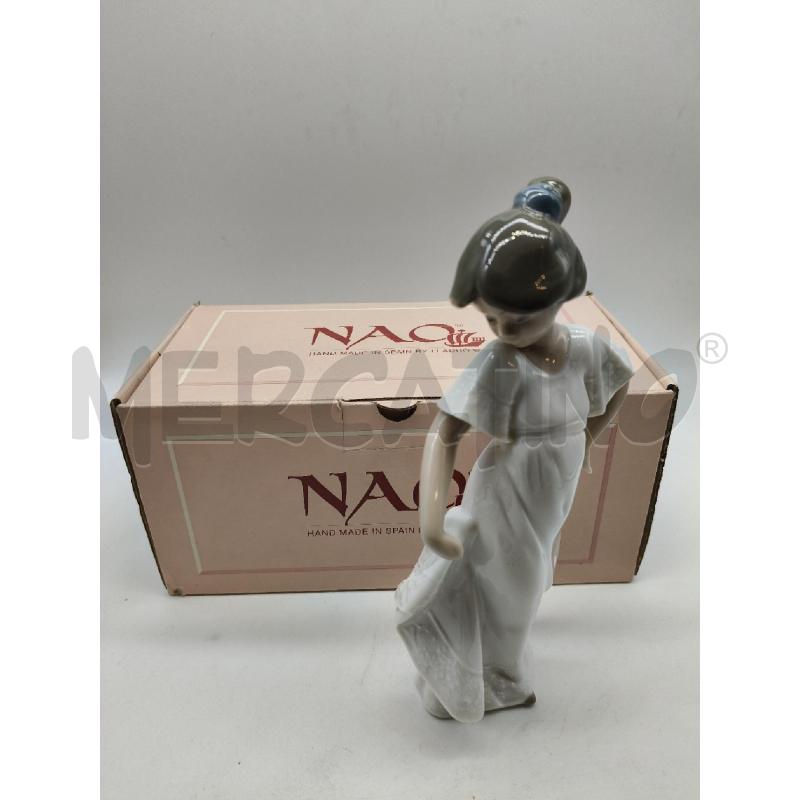 STATUINA FANCIULLA CER NAO  | Mercatino dell'Usato Roma talenti 1