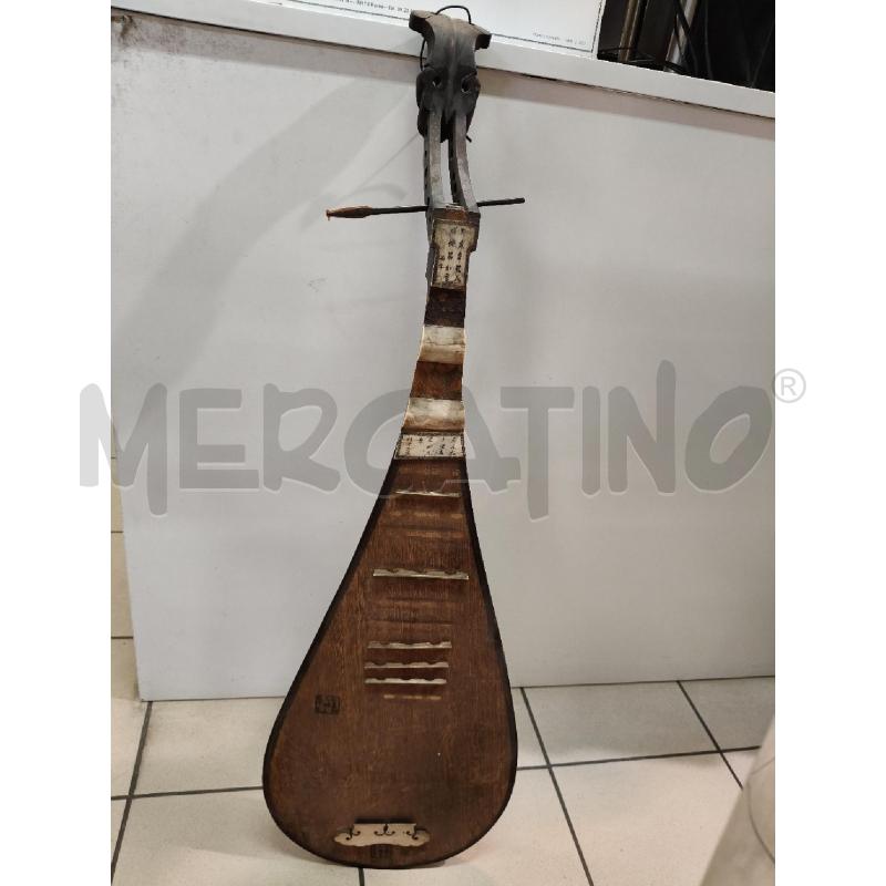 STRUMENTO A CORDE ORIENTALE BIWA DA RIV | Mercatino dell'Usato Roma talenti 1