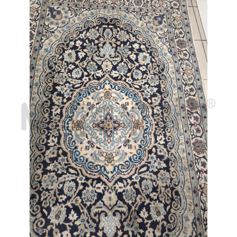 TAPPETO BEIGE  SFONO BLU 210X117 | Mercatino dell'Usato Roma talenti 1