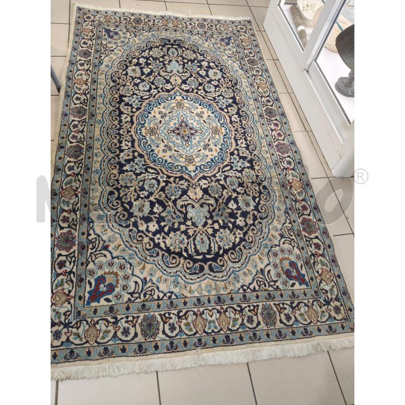TAPPETO BEIGE  SFONO BLU 210X117 | Mercatino dell'Usato Roma talenti 3