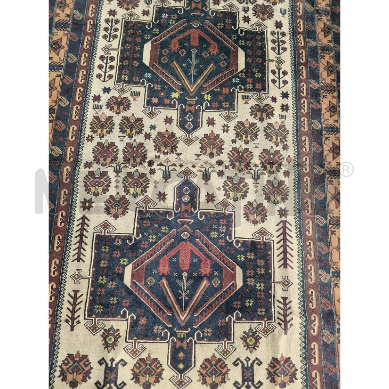 TAPPETO BORDEAUX SFONDO BIANCO 200X120 | Mercatino dell'Usato Roma talenti 2