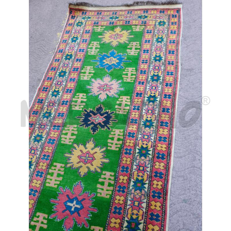 TAPPETO GUIDA SFONDO VERDE 286X88CM | Mercatino dell'Usato Roma talenti 2