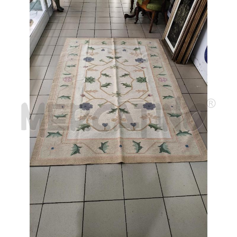 TAPPETO KILIM  SFONDO BIANCO FIORI 240X157 | Mercatino dell'Usato Roma talenti 1