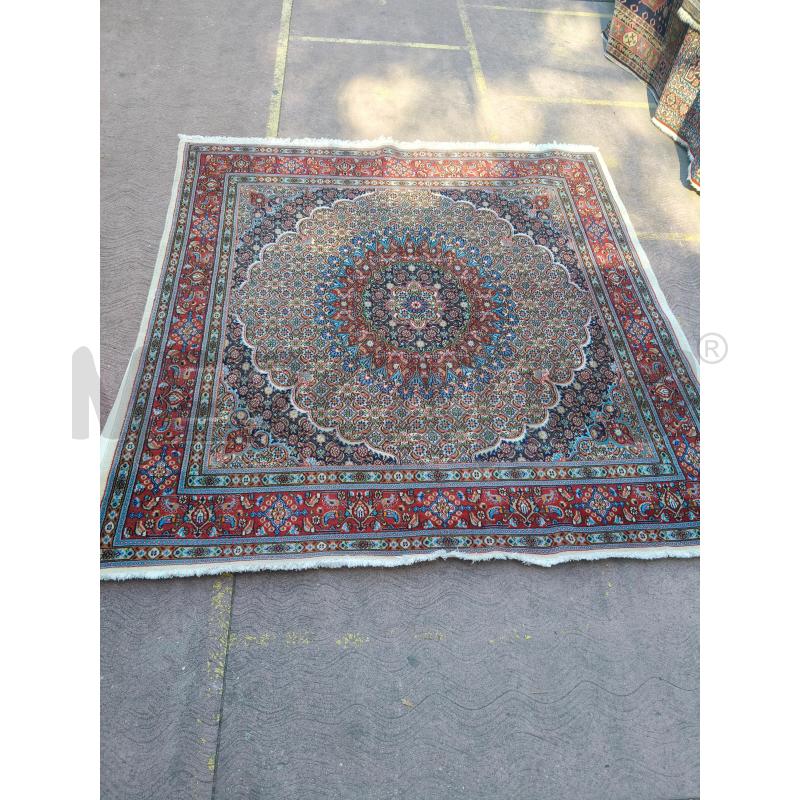 TAPPETO QUADRATO COLORATO FIORI 195X195CM | Mercatino dell'Usato Roma talenti 1