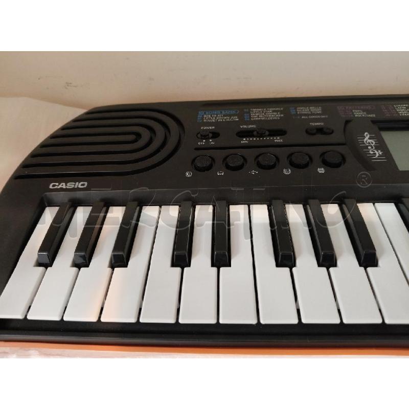 TASTIERA MUSICALE CASIO SA-76 + BORSA | Mercatino dell'Usato Roma talenti 4