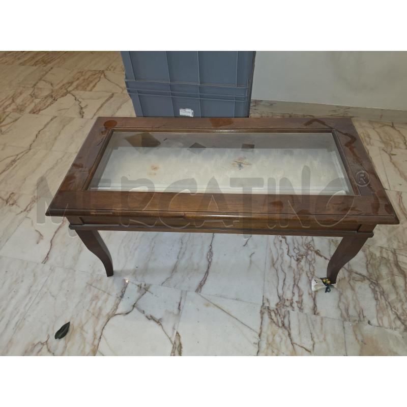 TAVOLINO BACHECA LEGNO BASSO | Mercatino dell'Usato Roma talenti 1
