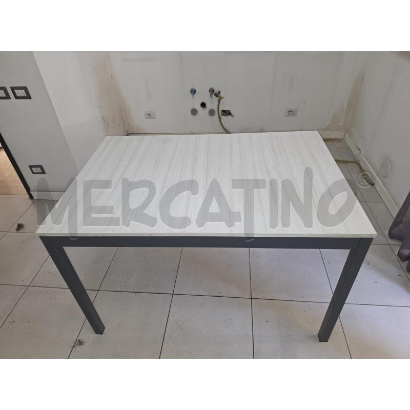 TAVOLO MET RETT C/ROVERE  | Mercatino dell'Usato Roma talenti 1