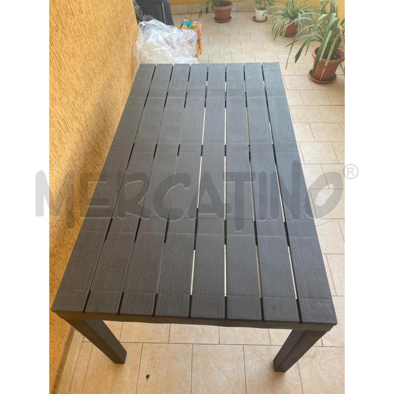 TAVOLO PLASTICA DA ESTERNO | Mercatino dell'Usato Roma talenti 4