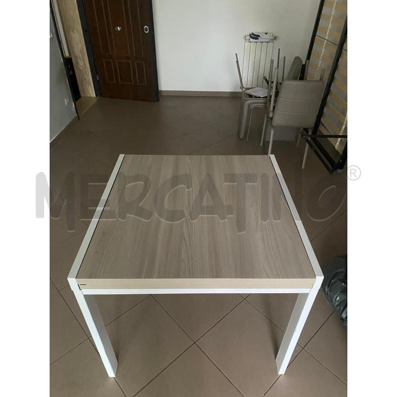 TAVOLO QUADRATO BIA ROVERE ALL | Mercatino dell'Usato Roma talenti 5