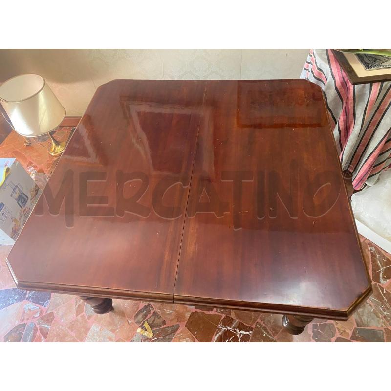 TAVOLO QUADRATO LEGNO ALL  | Mercatino dell'Usato Roma talenti 2