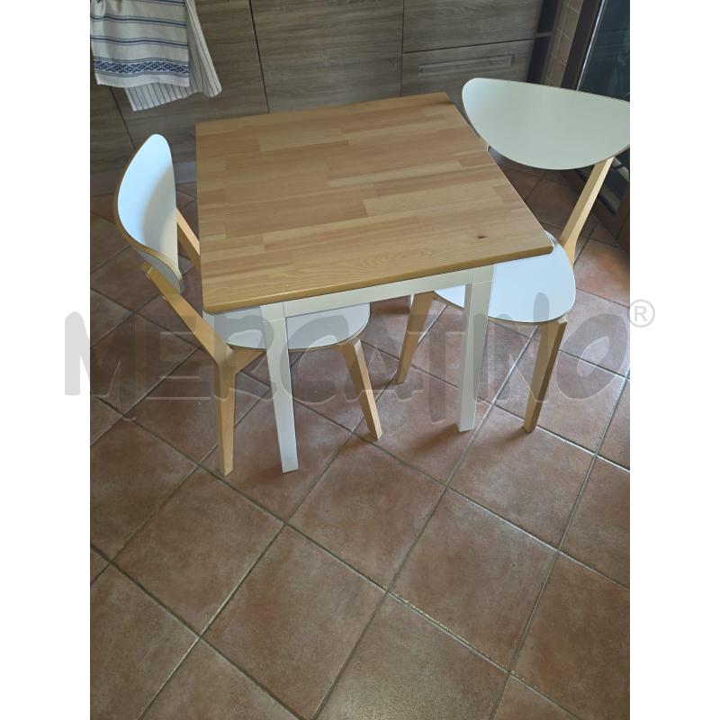 TAVOLO QUADRATO  LEGNO +2 SEDIE  | Mercatino dell'Usato Roma talenti 2