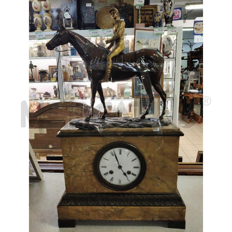 TRITTICO OROLOGIO+CRATERI BR MARMO EQUITAZIONE DA RIV  | Mercatino dell'Usato Roma talenti 3