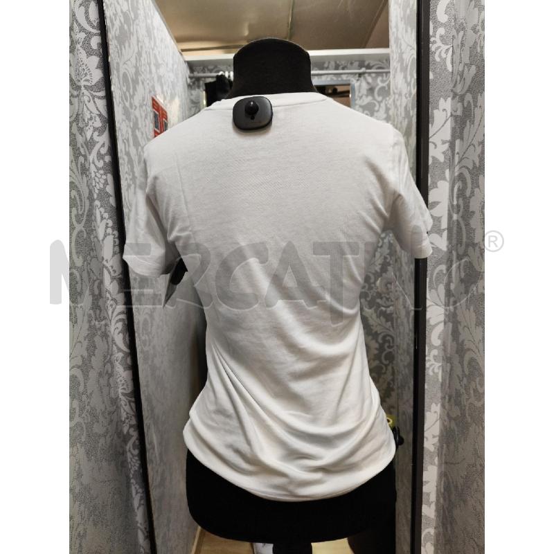 T SHIRT D ROBERTO CAVALLI BIA FIORI FRAGOLE  | Mercatino dell'Usato Roma talenti 3