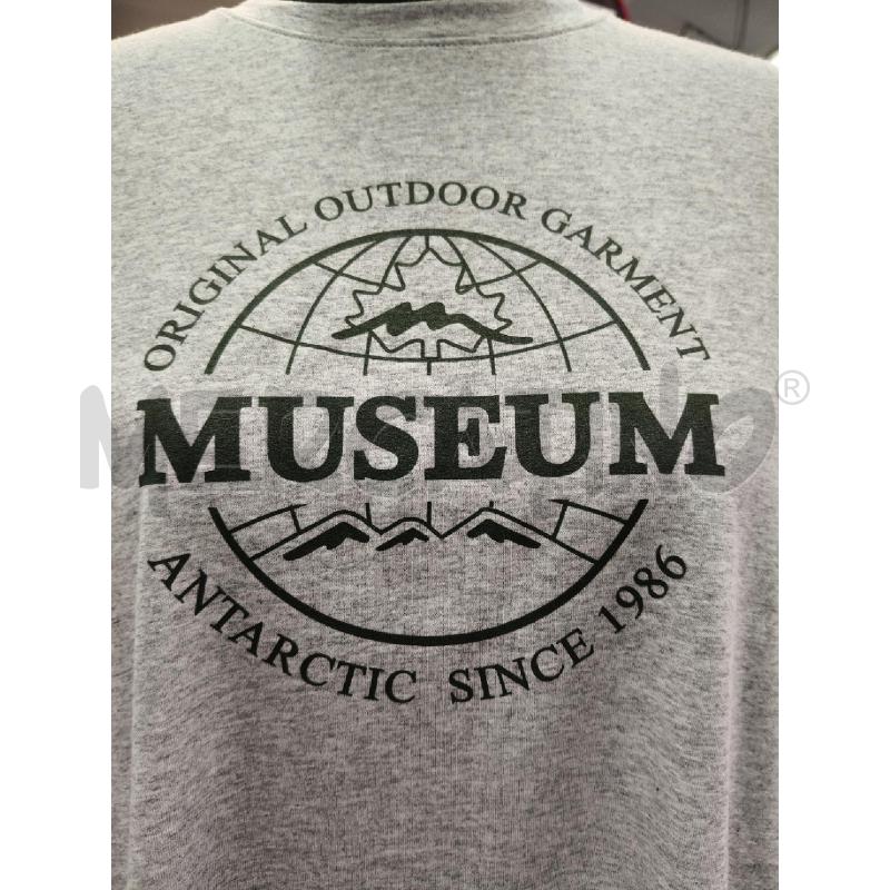 T SHIRT UOMO MUSEUM GRI LOGO VERDE | Mercatino dell'Usato Roma talenti 2