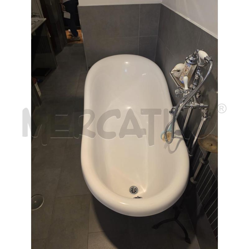 VASCA DA BAGNO ZAMPE LEONE | Mercatino dell'Usato Roma talenti 1