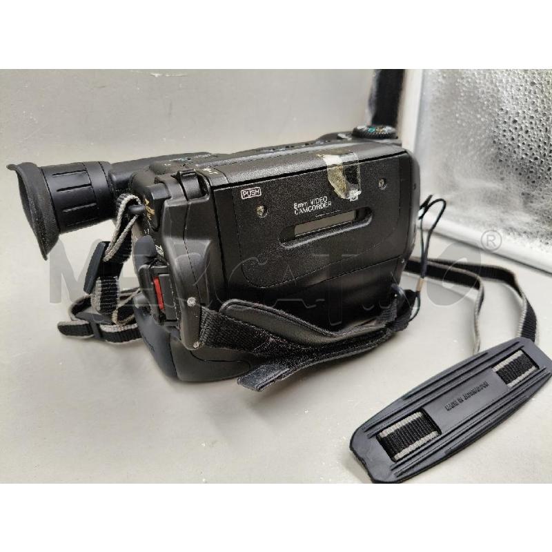 VIDEO CAMERA CANON UC900 CON BORSA E ACCESSORI | Mercatino dell'Usato Roma talenti 3