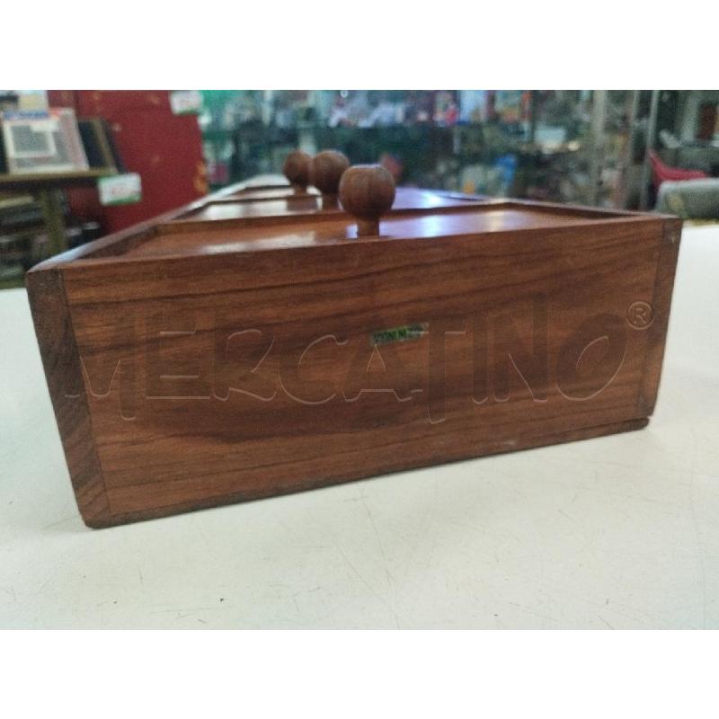 CASSETTIERA ETNICA DA TAVOLO 3C TRIANGOLO | Mercatino dell'Usato Roma zona marconi 4