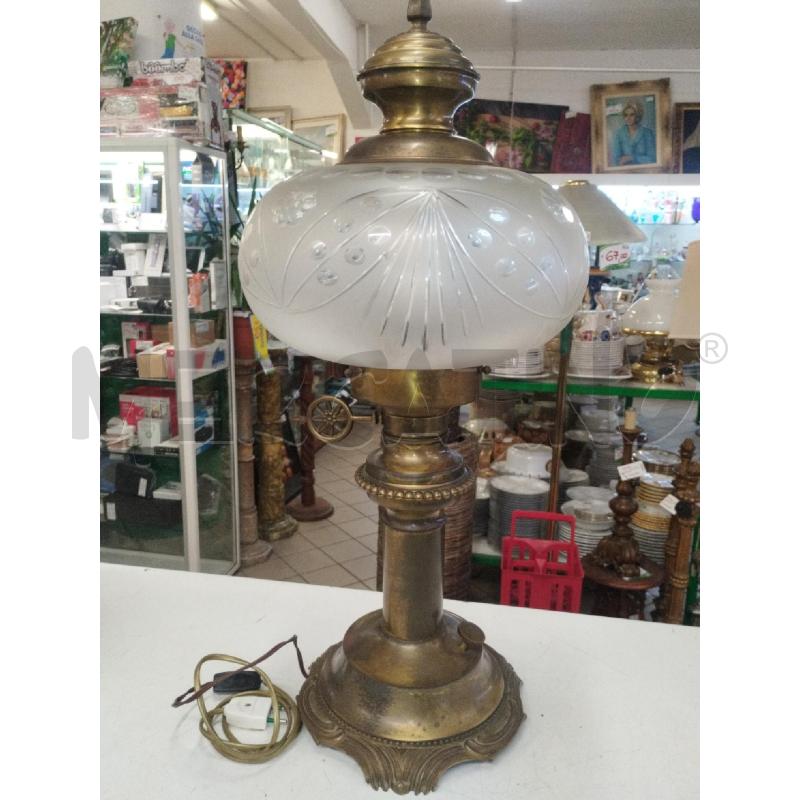 LAMPADA OTTONATA PARALUME CRISTALLO MOLATO | Mercatino dell'Usato Roma zona marconi 2