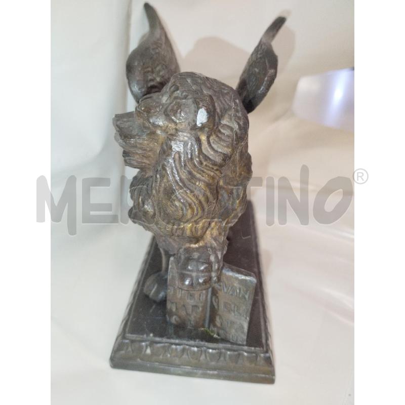 LEONE METALLO DA SISTEMARE | Mercatino dell'Usato Roma zona marconi 4