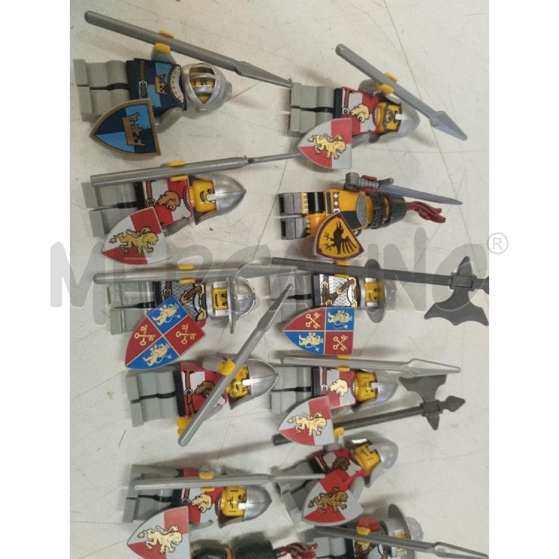 LOTTO LEGO CASTLE 20 CAVALIERI | Mercatino dell'Usato Roma zona marconi 2