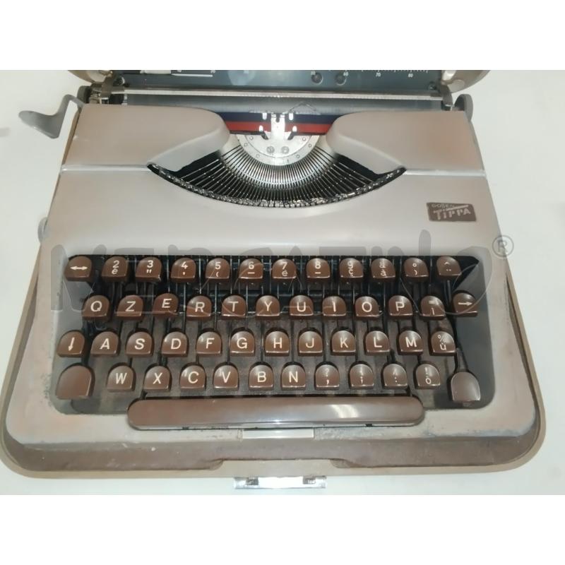 MACCHINA DA SCRIVERE GOSSEN TIPPA DA SISTEMARE | Mercatino dell'Usato Roma zona marconi 2