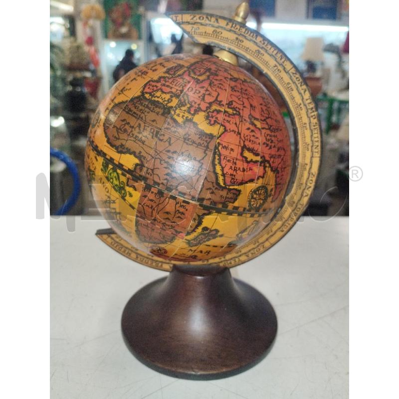 MAPPAMONDO DA TAVOLO LEGNO PICCOLO | Mercatino dell'Usato Roma zona marconi 1