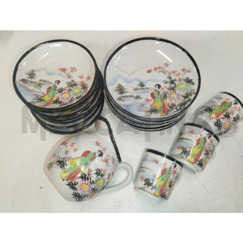 PIATTINI SET ORIENTE DIPINTO 23 PZ SPIZZATO | Mercatino dell'Usato Roma zona marconi 1