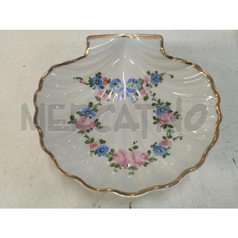 PIATTINO DIPINTO FIORI B/ORO LIMOGES | Mercatino dell'Usato Roma zona marconi 1