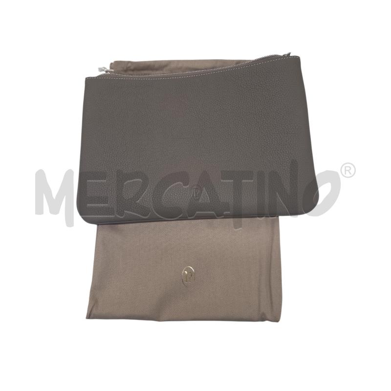 POCHETTE PARMIGGIANI TORTORA | Mercatino dell'Usato Roma zona marconi 2