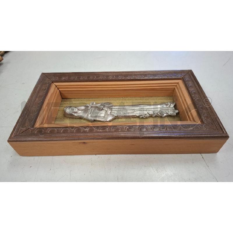 QUADRETTO TECA LEGNO SANTA RITA BASSORILIEVO LAMINATA | Mercatino dell'Usato Roma zona marconi 3